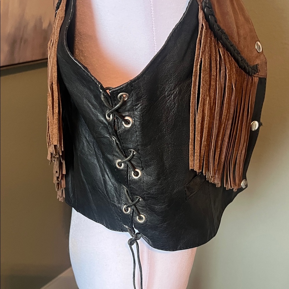 Western Leather Fringe Vest‎ - Picture 5 of 13